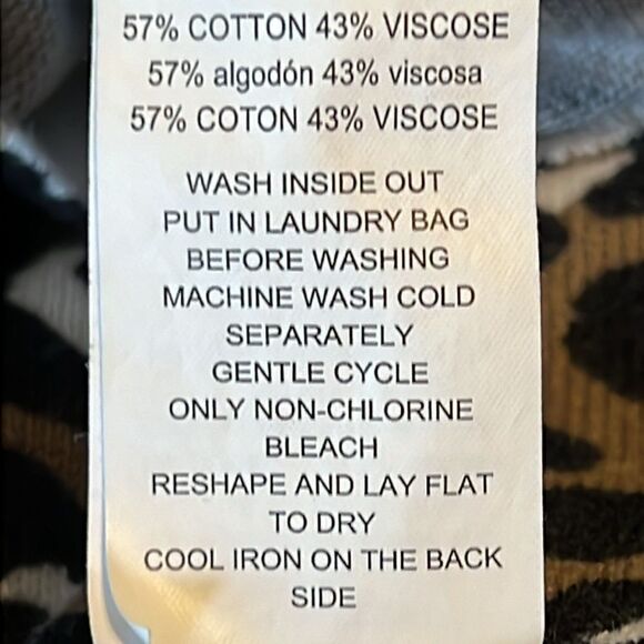 Michael Michael Kors Brown/Black Animal Print V Neck Sweater Size Small - Picture 11 of 11